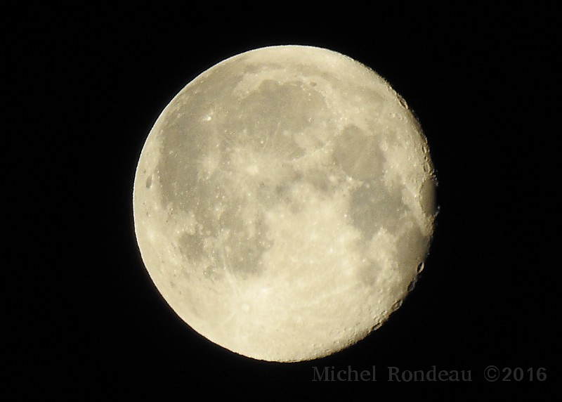 DSCN0574B.JPG - Lune avec nouvelle Nikon P900 | Moon with new Nikon P900 2016-08-20